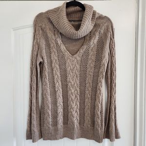 Soho Light Brown Knit Keyhole Scoop & Turtle Neck Sweater Size Medium 💖